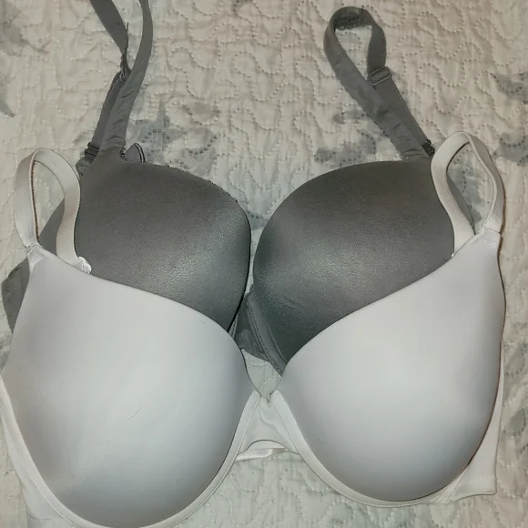 (5) 36DD VICTORIA'S SECRET Bra Lot - Red, Black, Gray, White - Body by Victoria